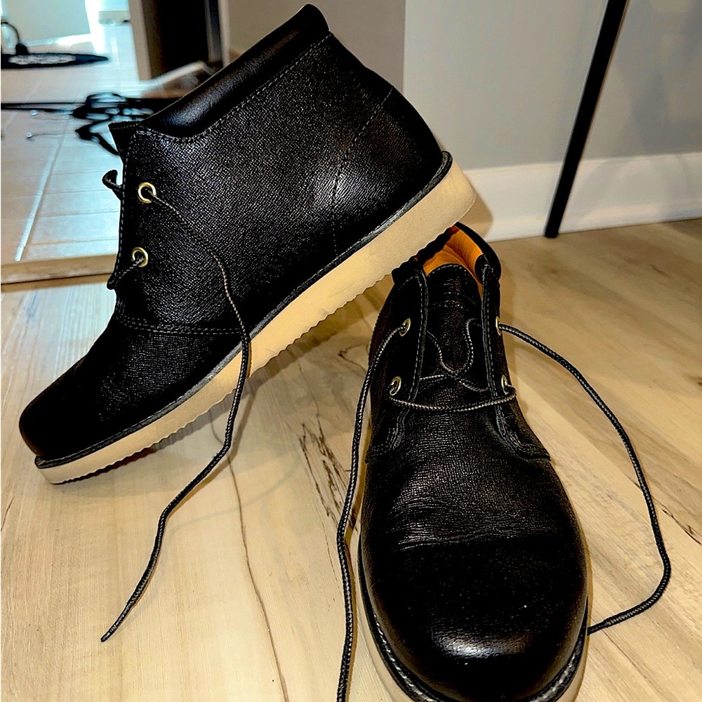 Men’s Black Timberland Shoes